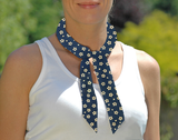 Cooling Tie -  Navy Beige Daisy